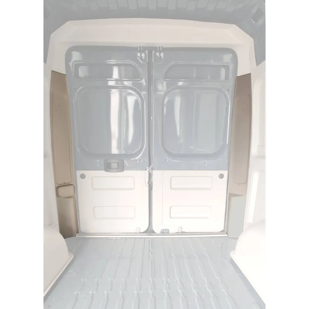 Molduras-ABS-Esquinas-Traseras-Ducato-Jumper-Boxer-Beige-2006-2025-c.webp