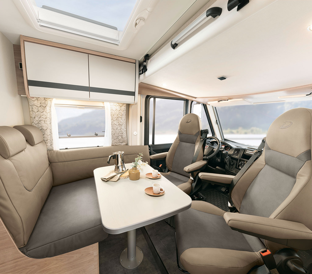 autocaravana-dethleffs-globebus-active-2026-salon.jpg