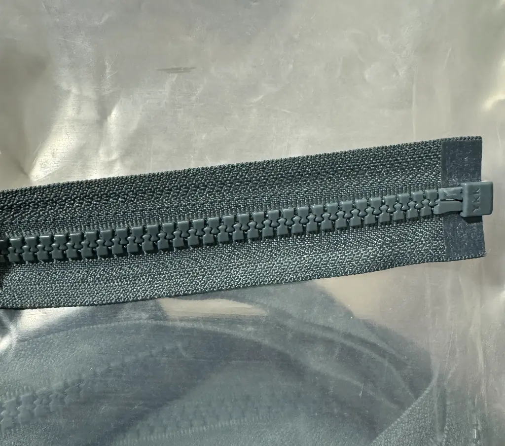 Cremallera YKK para Avance Inaca Gris (por metro)